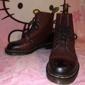 Doc martens cherry red